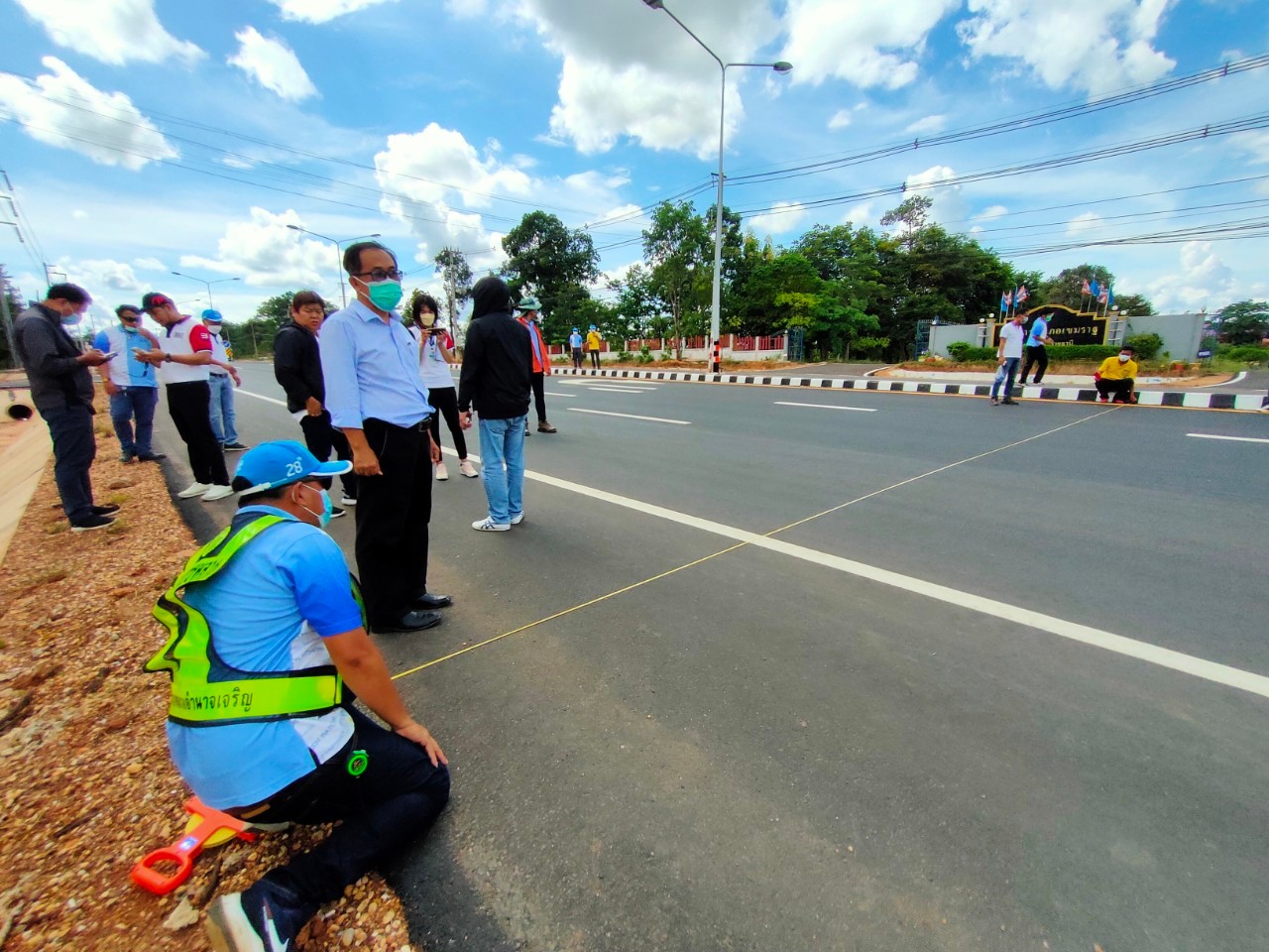 แผนงานบูรณาการพัฒนาพื้นที่ระดับภาค ประจำปีงบประมาณ พ.ศ.2564 สายทางในความควบคุมของแขวงทางหลวงอำนาจเจริญ  พัฒนาทางหลวงหมายเลข 202 ตอน หนองผือ-เขมราฐ ระหว่าง กม.387+325-กม.388+580  ปริมาณงาน 1 แห่ง